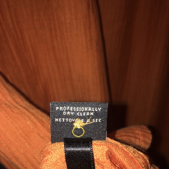 JHaneBarnes Frequency Button down - Picture 7 of 7